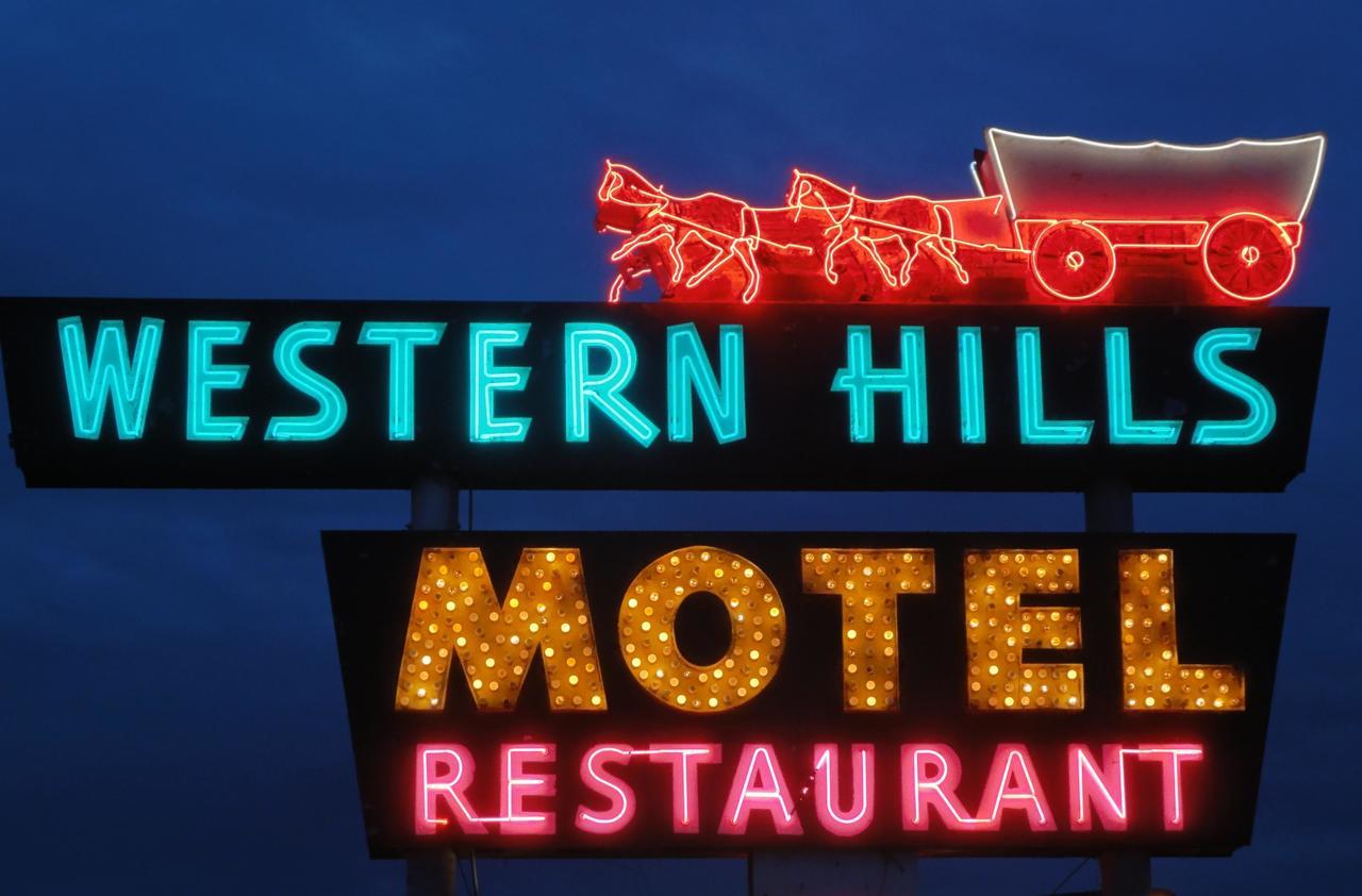 Western Hills Motel 깃대 외부 사진
